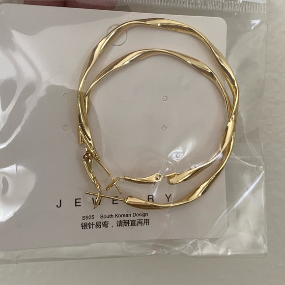 3/$15 Gold Plated 925 Hoop Earrings - Picture 2 of 6